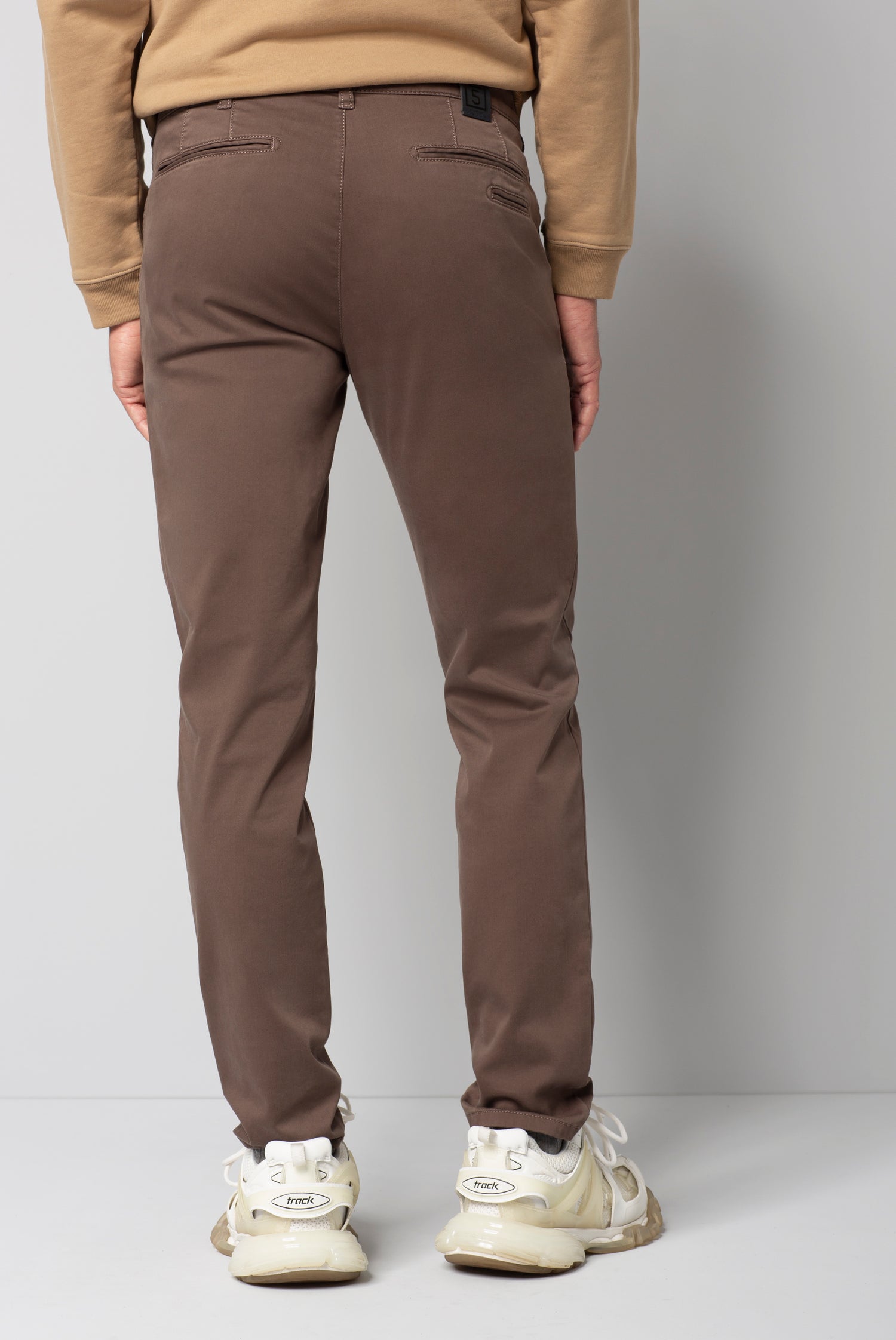 FIT 9-6106 HIGH PERFORMANCE CHINO