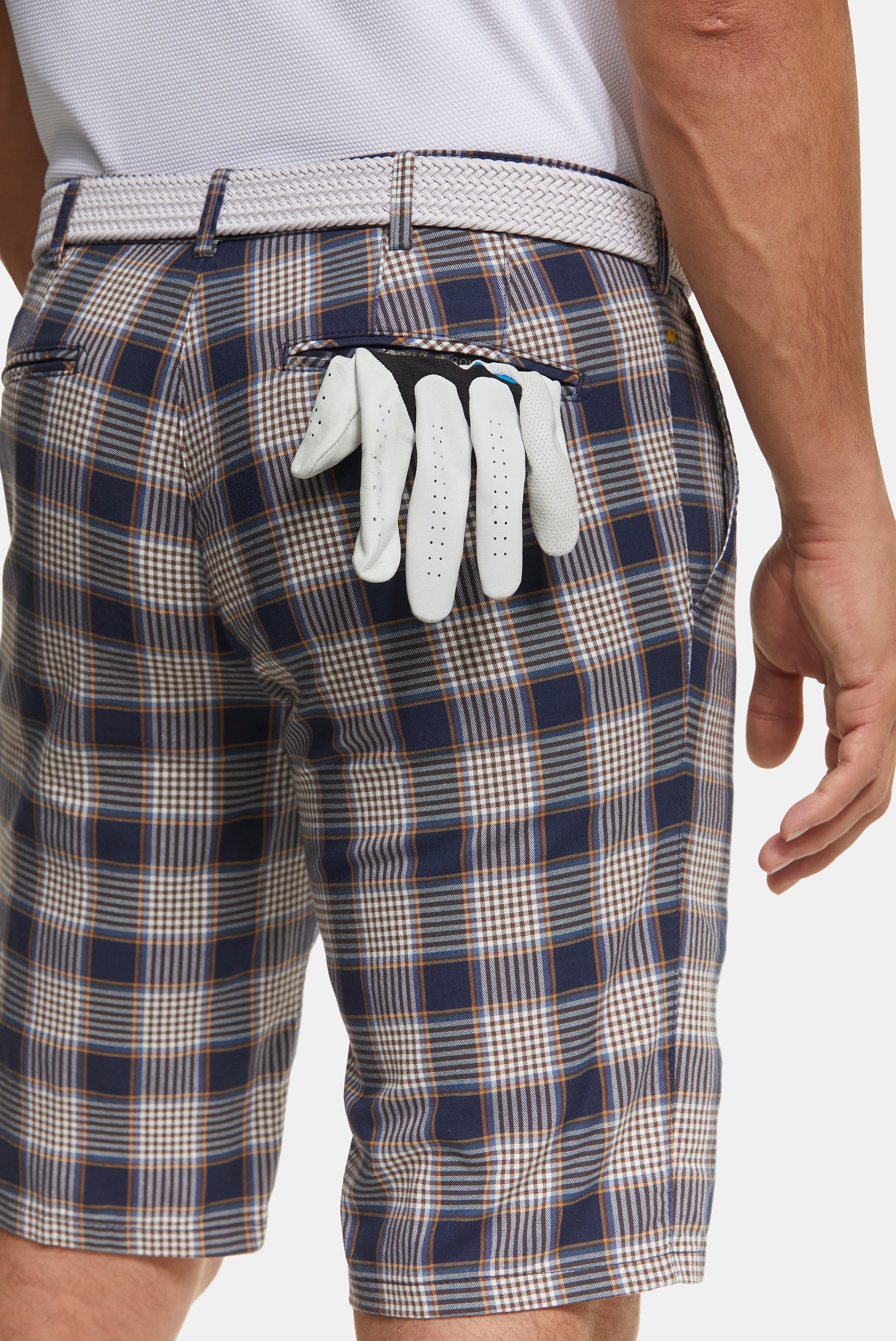 B-St. Andrews 1-8072 PRINCE OF WALES • GOLF SHORTS