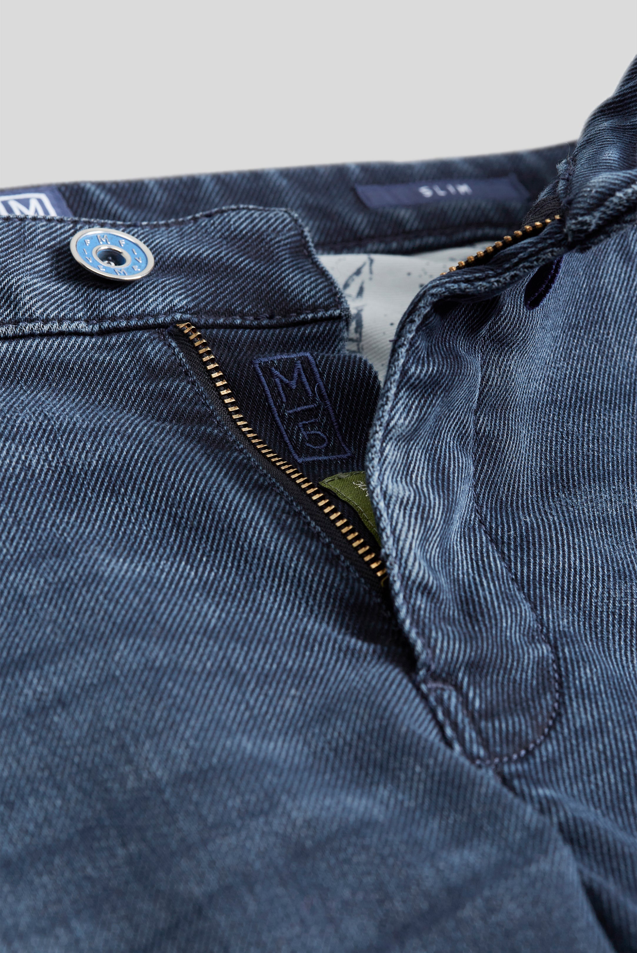 SLIM 2-6251 ECOVERO™ DENIM