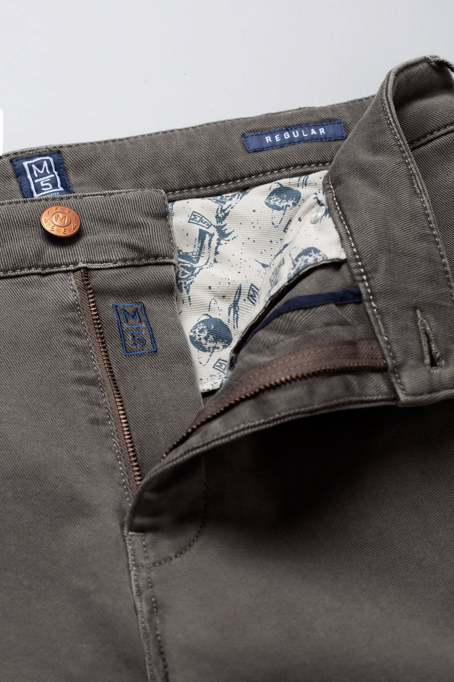 REGULAR 2-6170 PERFORMANCE DENIM